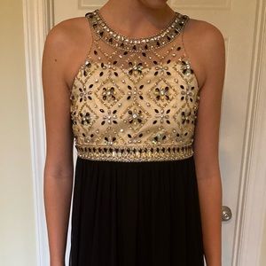 Girls size 14 formal dress